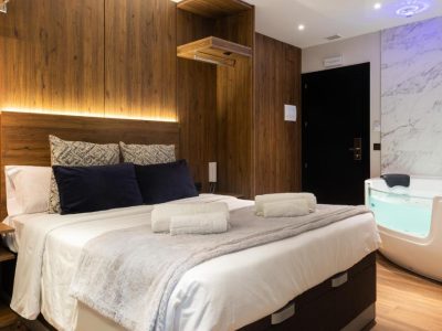 DAOS Suites & Terrace Marbella