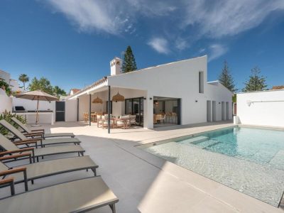 Golden Mile Villa 4 Ensuite BR Private pool
