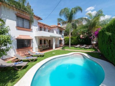 Villa Giovanni - Marbella Center - Heated Pool