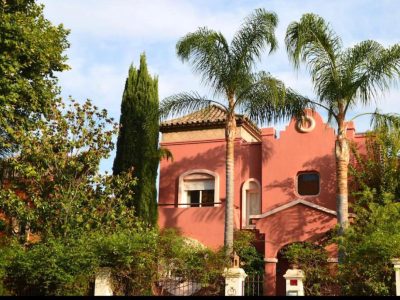 Villa Puerto Banus Private pool and Garden